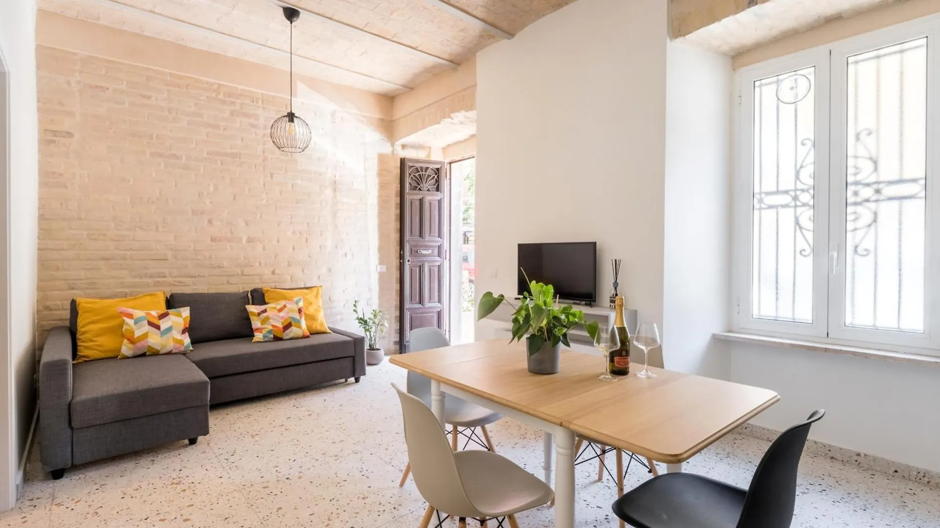 Apartment Famm - Cozy Flat In Trastevere Rome Italy