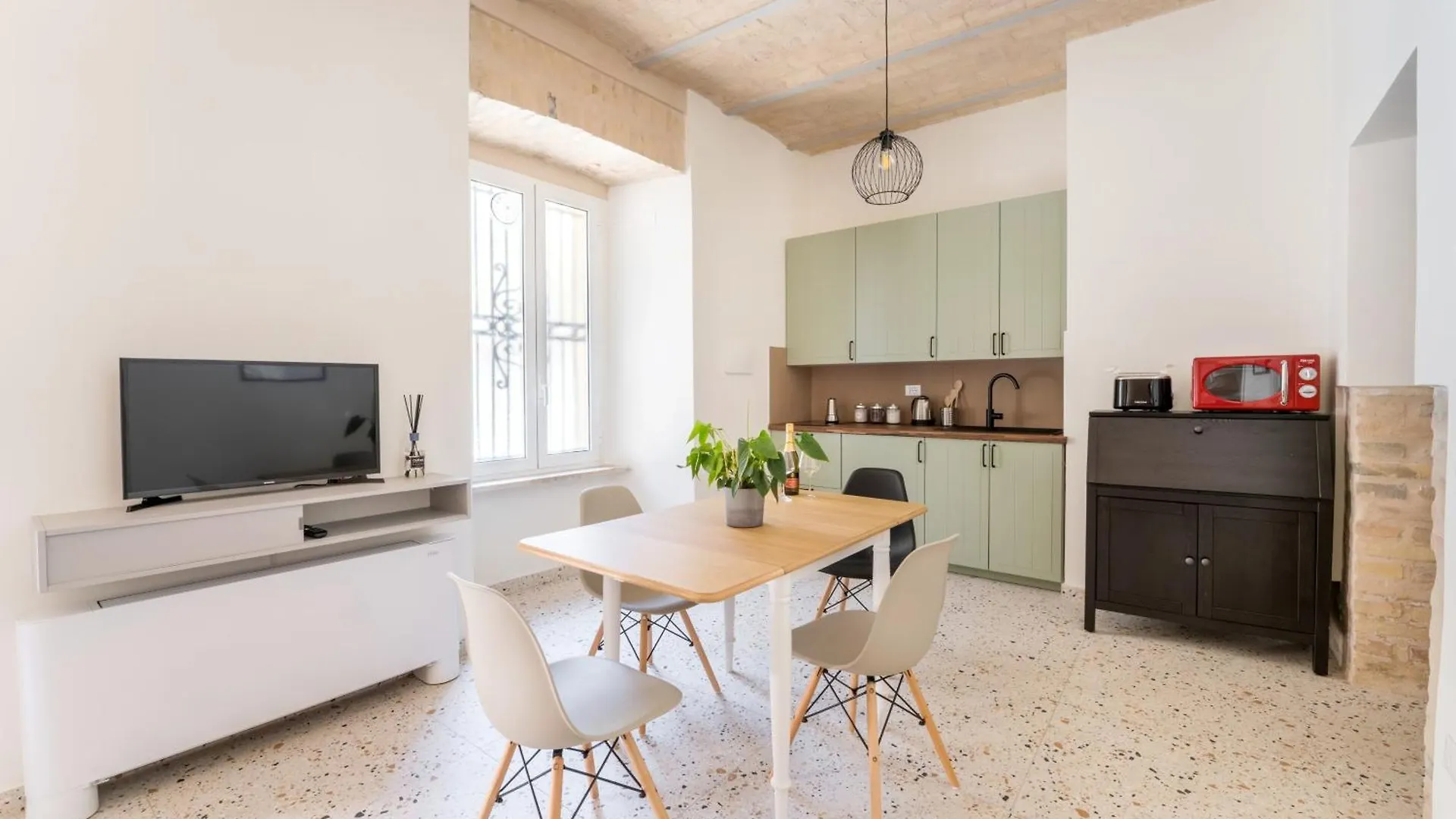 Famm - Cozy Flat In Trastevere Rome 0*,  Italy